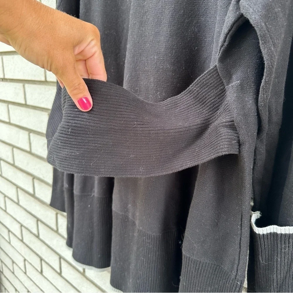 NIC+ZOE Black Knit Tunic Sweater L Off White Trim Cuffs Tie Back Layered Hem
